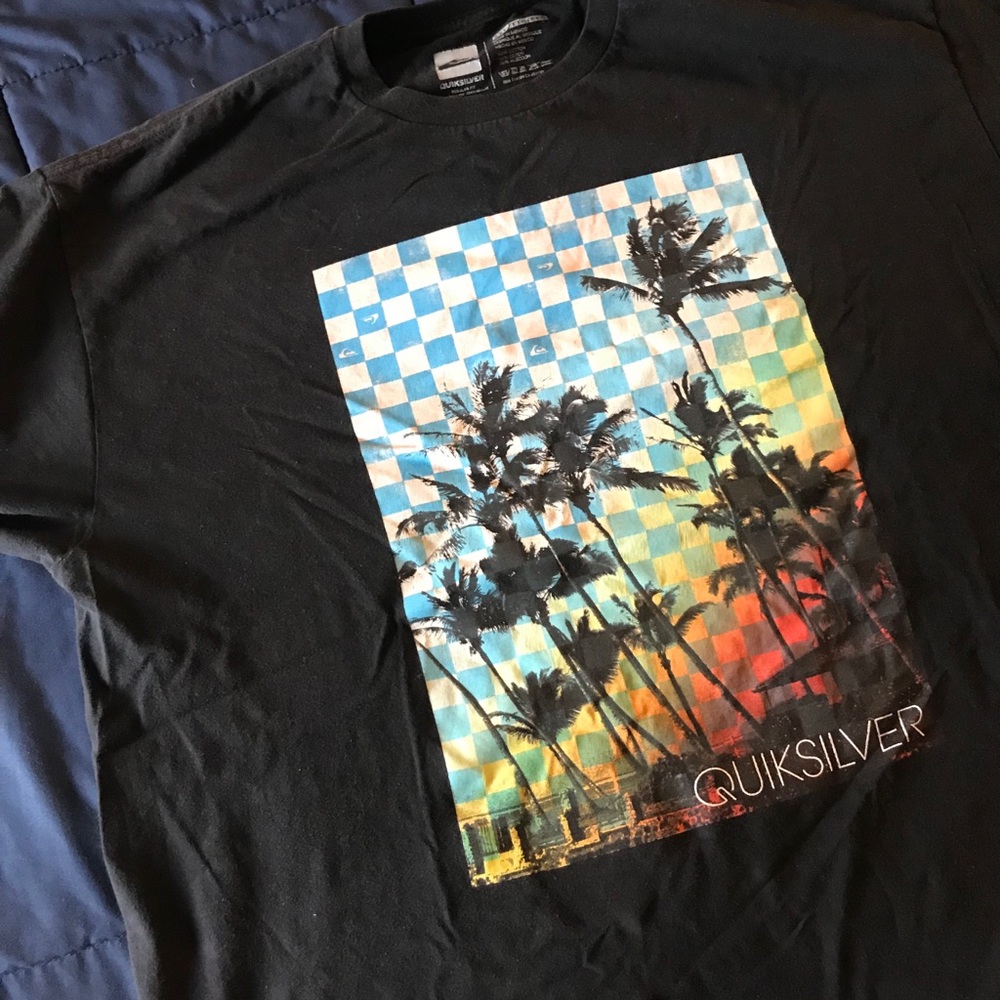 Men’s black Quicksilver shirt